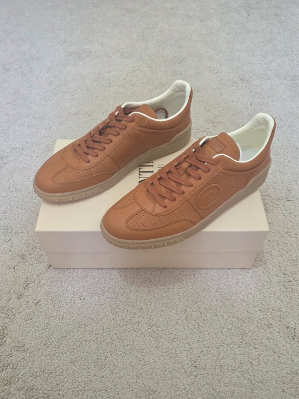 VALENTINO GARAVANI Upvillage Perforated Sneaker Roasted 44 - Picture 4 of 12